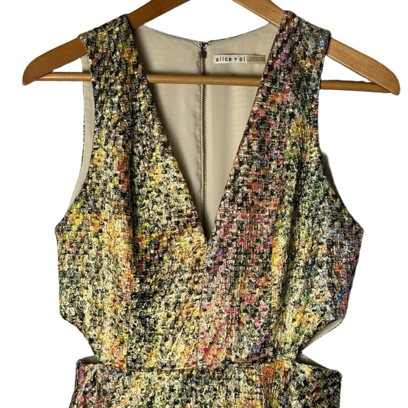 Alice + Olivia Varita Fit & Flare Metallic Dress Side CutOut Size 8 - Picture 7 of 13